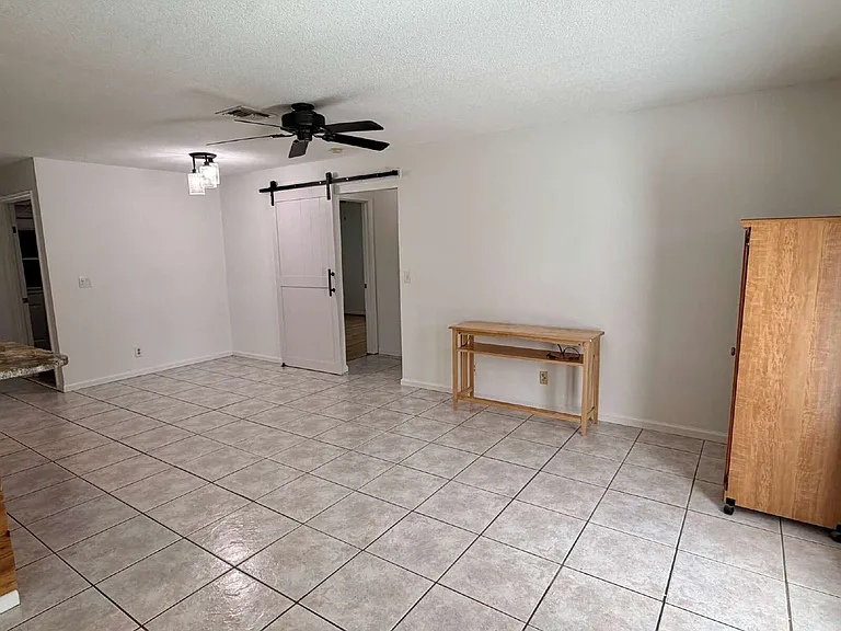 147 Sunflower Cir — Photo 13