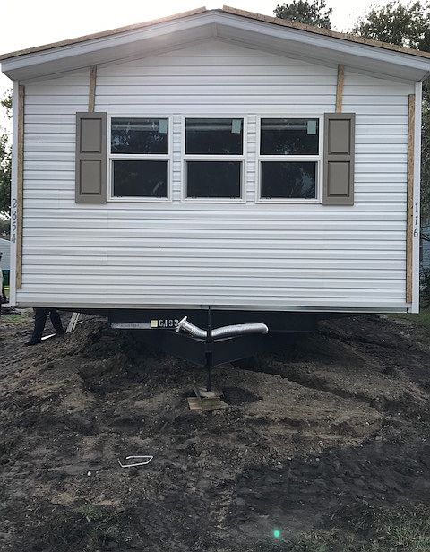 1st image of 2854 Calumet Cir