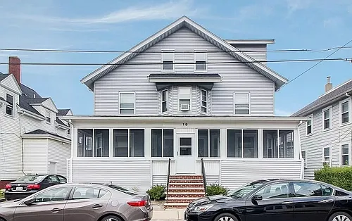 18 Tewksbury St Photo 1