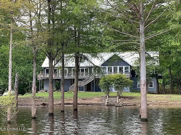 458 N Lake Ferguson Rd, Greenville, MS 38703