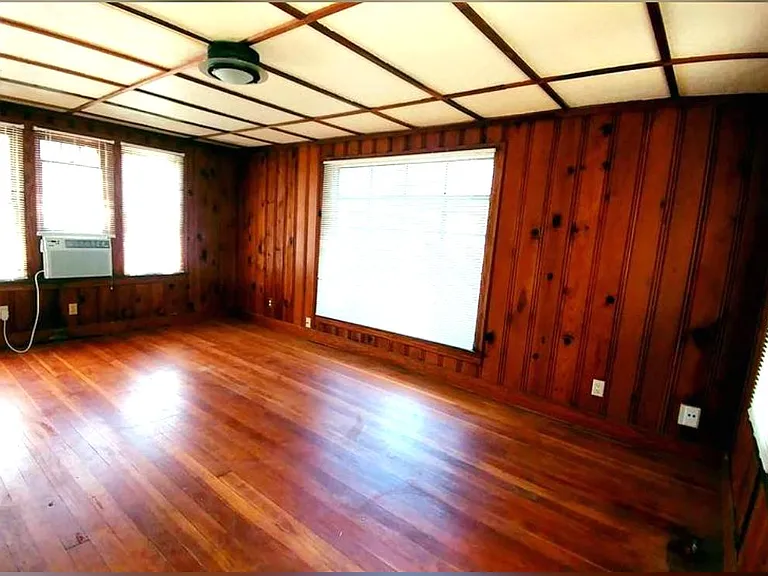 415 1/2 Chautauqua Ave — Photo 4