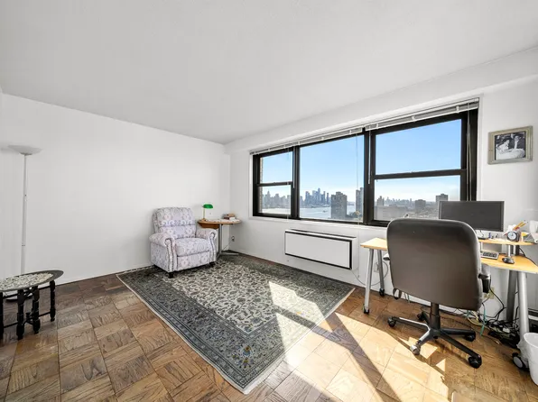 7855 Blvd East image 12 of 26