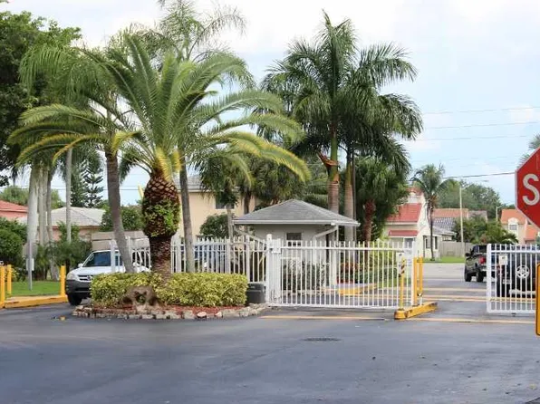 820 N Franklin Ave APT I, Homestead, FL 33034