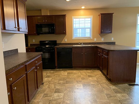 3rd image of 1250 Strandwyck Dr #370