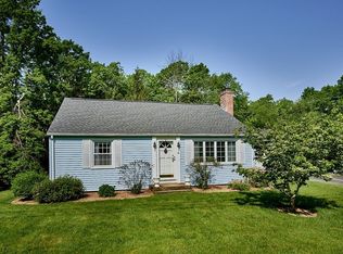 4 Highland Ave, Wilbraham, MA 01095