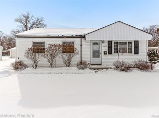 3408 Stolzenfeld Ave, Warren, MI 48091