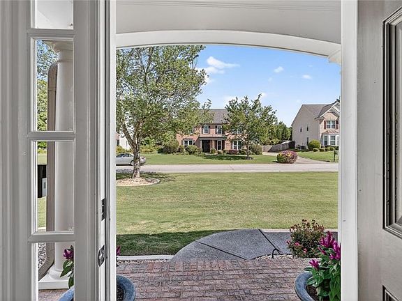 2nd image of 1251 Fieldcrest Ct
