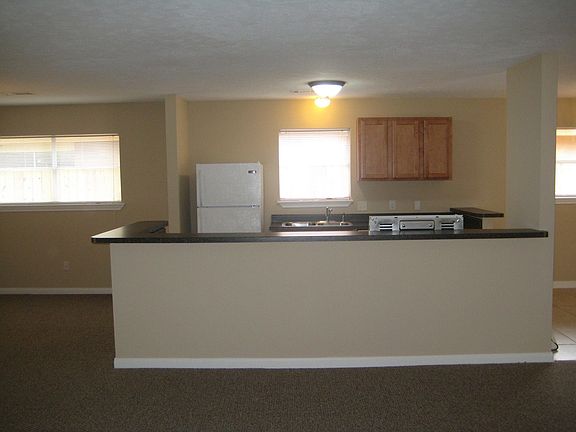 5th image of 1414 Brookwood Ct