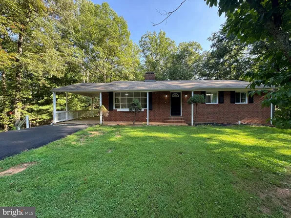 26365 Mountain View Dr, Rhoadesville, VA 22542