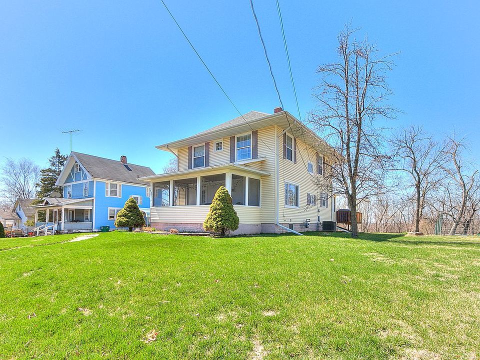 429 S 8th St, Chariton, IA 50049 Zillow