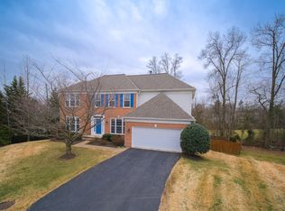 12940 Cedar Glen Ln, Herndon, VA 20171