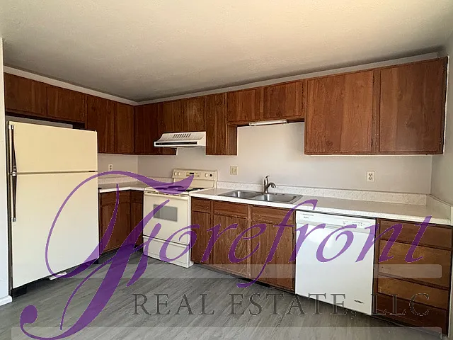 613 Dorsey Ave — Photo 9