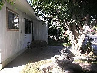 3rd image of 146 33rd St