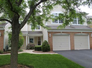 2966 Waters Edge Cir, Aurora, IL 60504