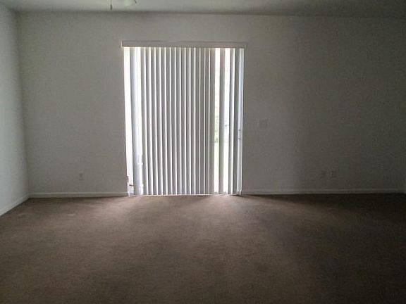 2nd image of 675 NW 21st Ave