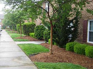 471 Lisa Sq APT 125, Virginia Beach, VA 23454