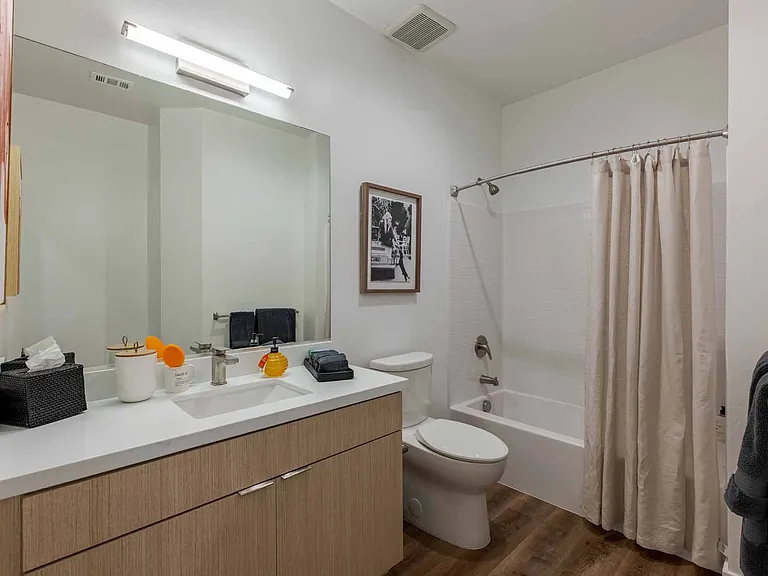 Desert Meadows Townhomes — Photo 10