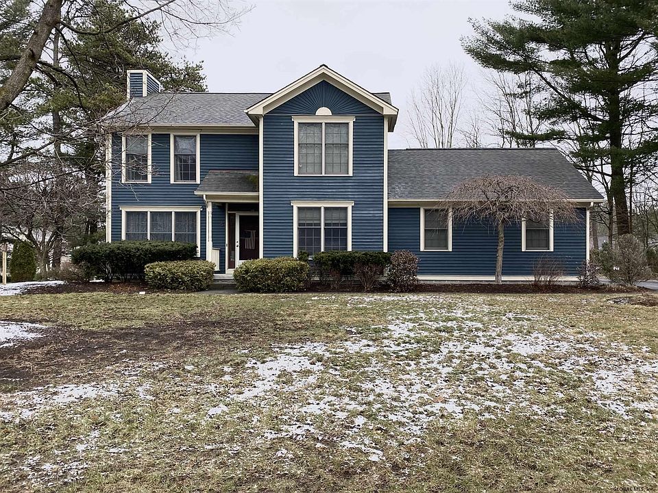 1st image of 5 Tanglewood Dr