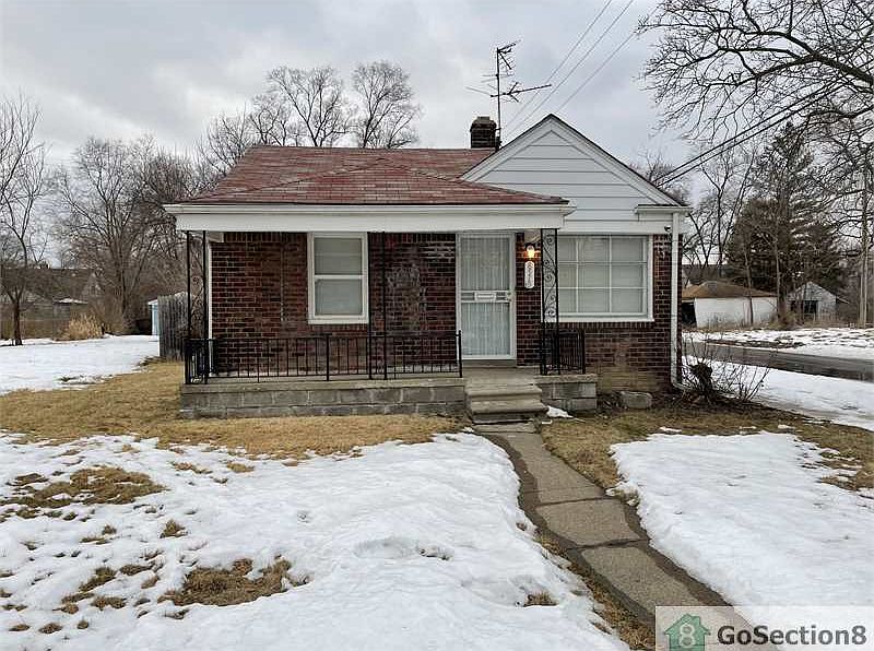 8515 Faust Ave, Detroit, MI 48228 | Zillow