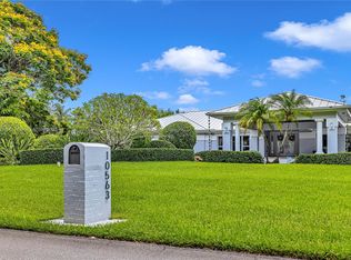 Courts Of Galloway Glen, Miami, FL 33176