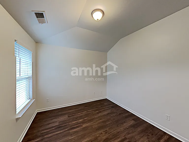 159 Biscayne Ter — Photo 12