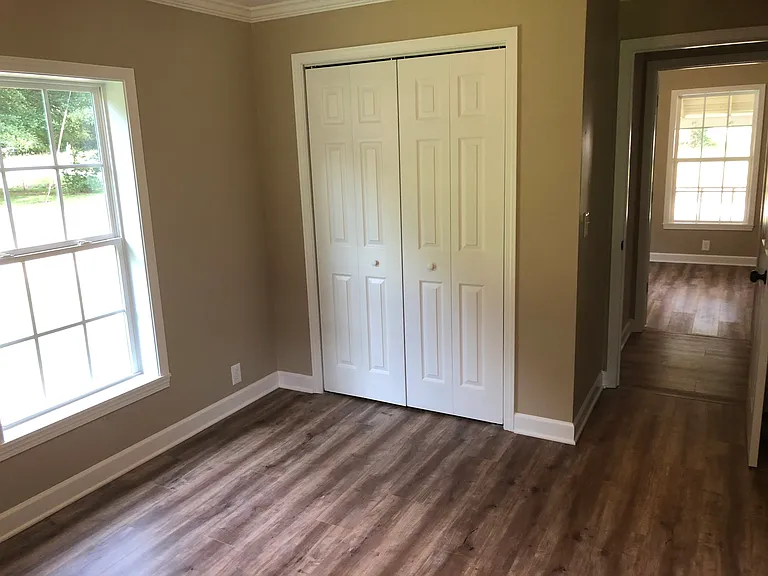 495 Underwood Rd — Photo 17