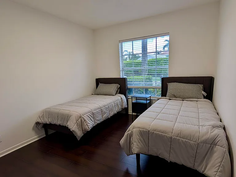 9549 Aegean Dr — Photo 18
