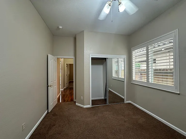 416 Farinelli Pkwy — Photo 20