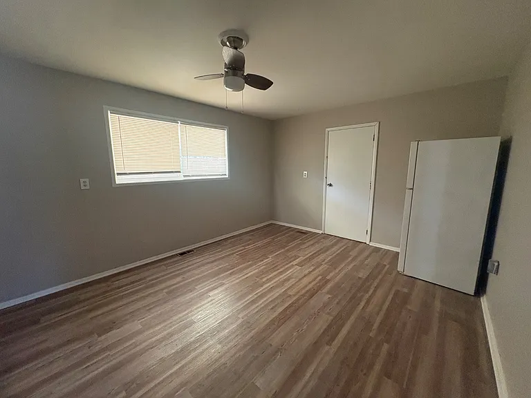 Unit Photo
