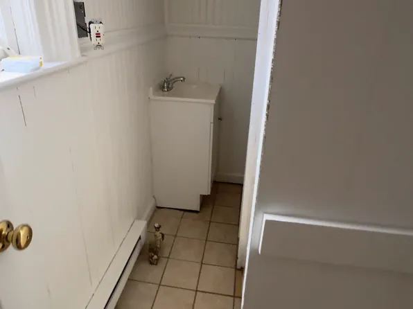 1054 University Pl APT 5, Schenectady, NY 12308