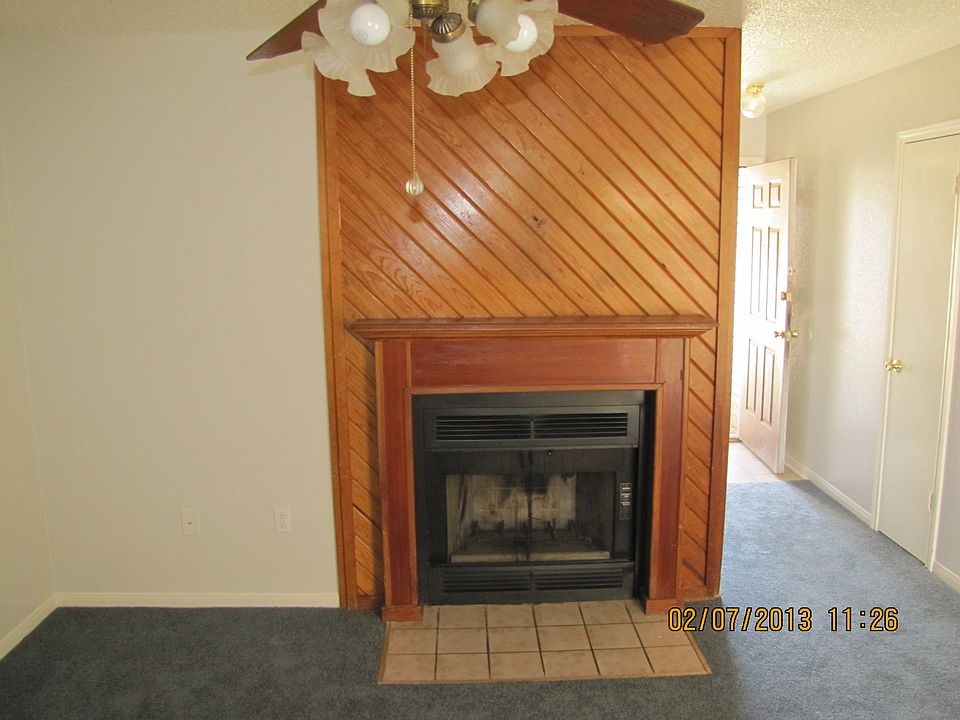 2nd image of 311 Sorrell Dr #B