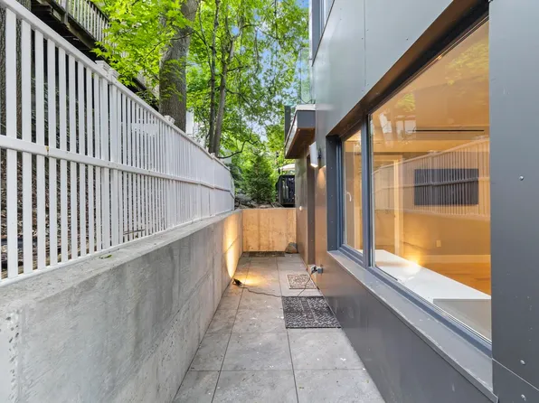 1076 River Road image 30 of 40