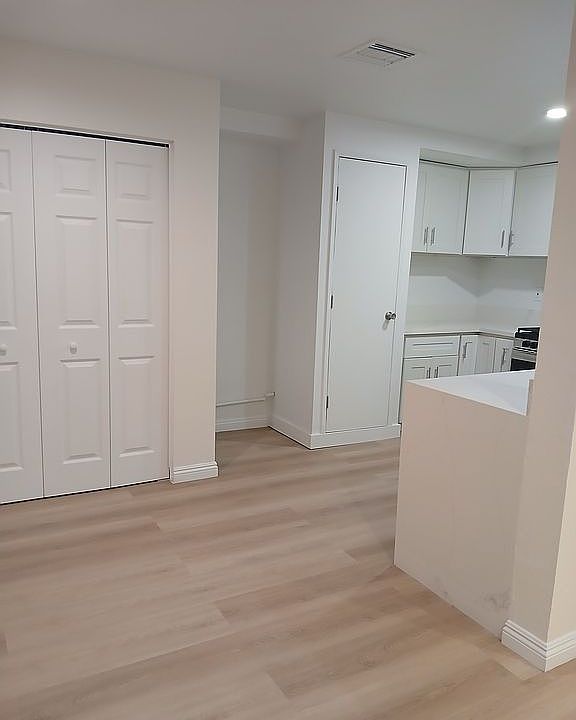 2nd image of 7951 Primrose Ln