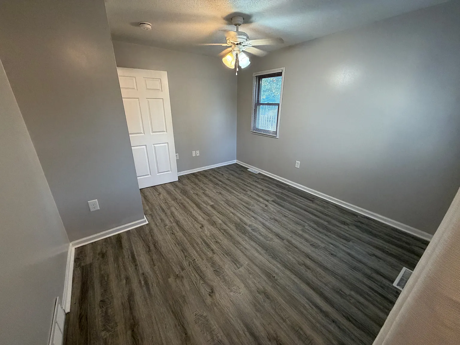 3BR in Council Bluffs — Photo 2