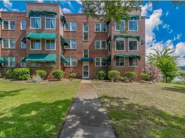 104 Willow Wood Dr APT C2, Norfolk, VA 23505