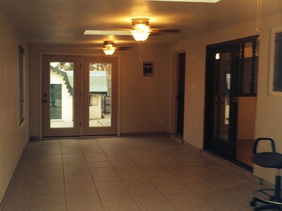3rd image of 6300 Lola Dr NE