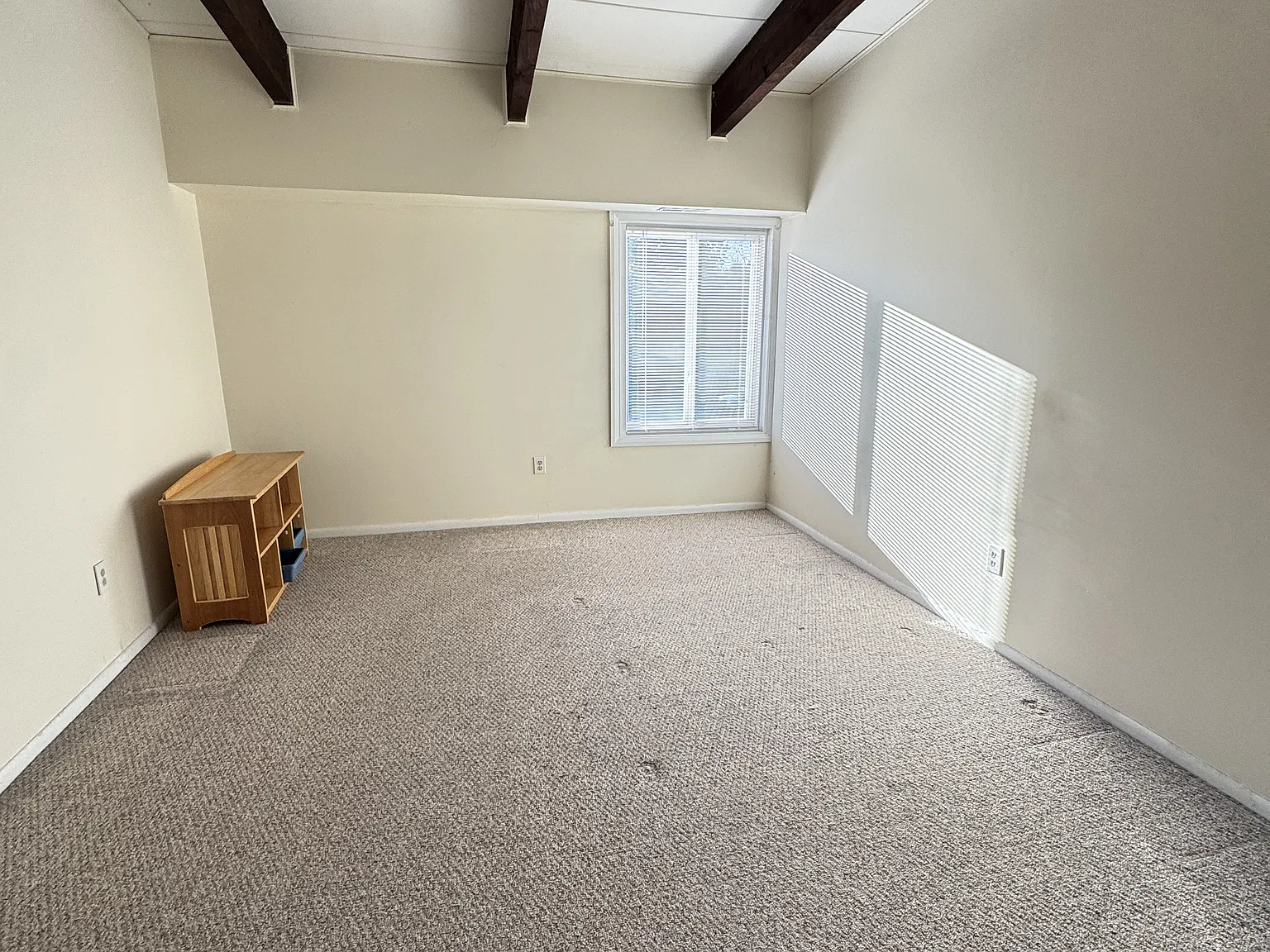 11A Pearl St, Woburn — Photo 4