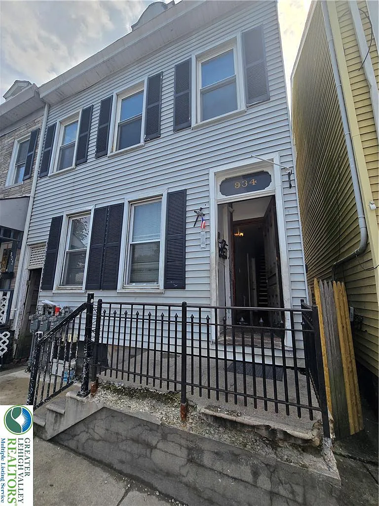 1 bed, 1.0 bath, 600 sqft, $1,250 — Photo 1