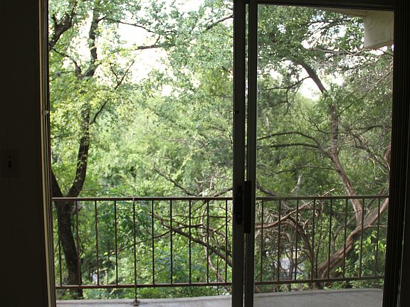 patio/deck door from living room