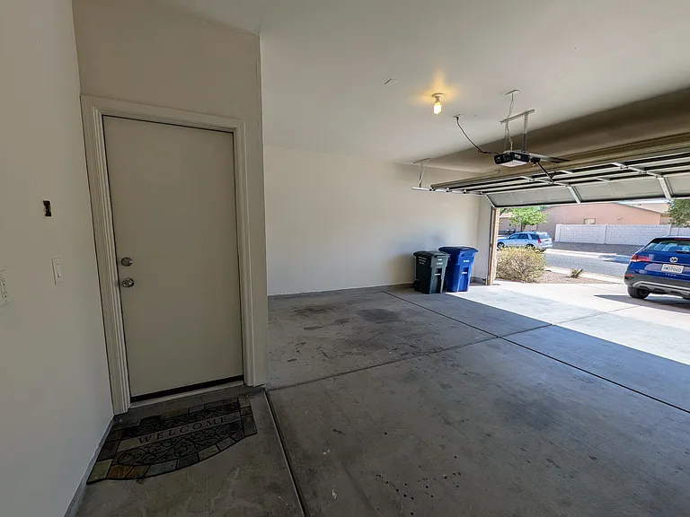 5389 S Royal Richmond Dr — Photo 22