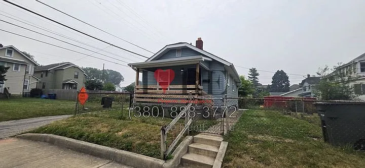 1301 E Rich St — Photo 2