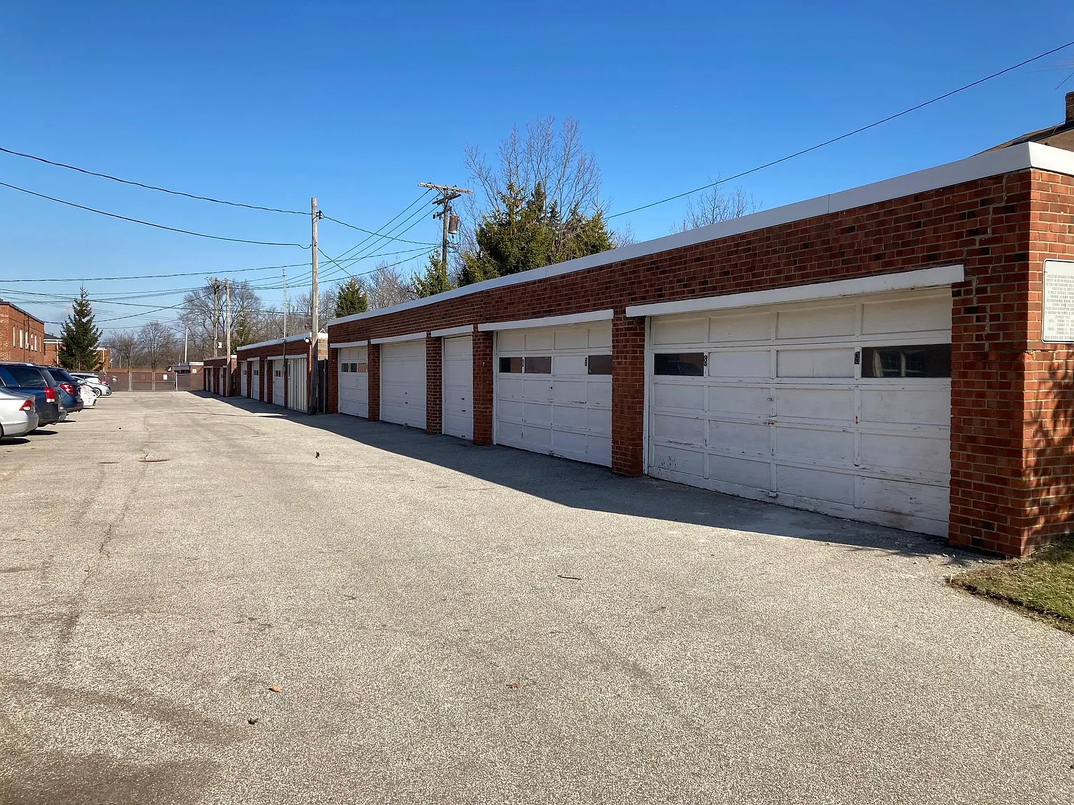 3 bed, 1050 sqft, $1,190 — Photo 4
