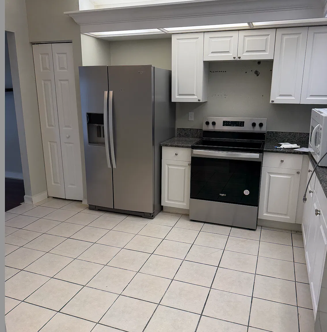 3 bed, 1588 sqft, $2,450 — Photo 2