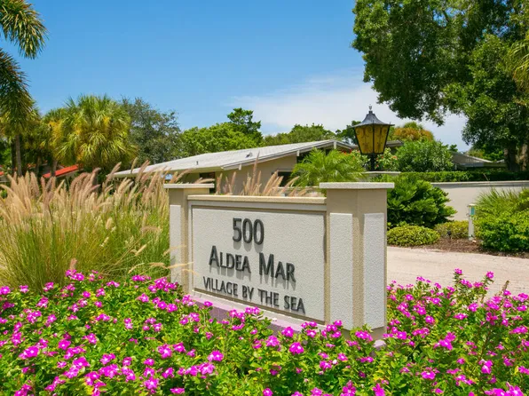 500 Park Blvd S, Venice, FL