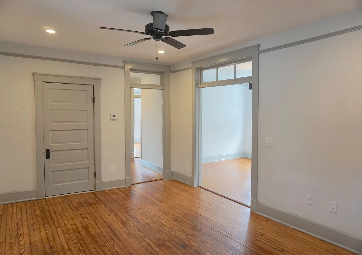 2411 Habersham Melrose — Photo 3