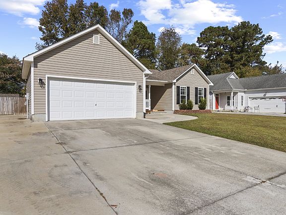 3rd image of 202 Mulberry Ln