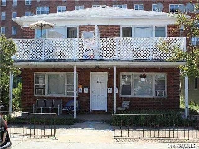1st image of 458 E Broadway APT 3