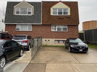 10620 Evans St, Philadelphia, PA 19116