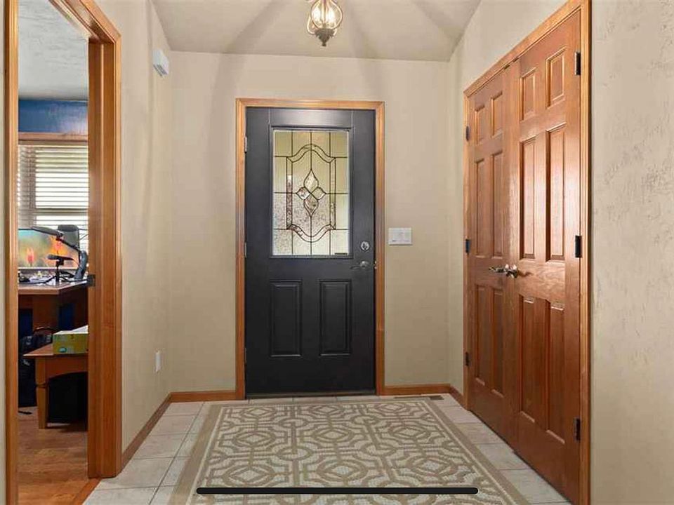 1st image of 2346 Deer Prairie Dr