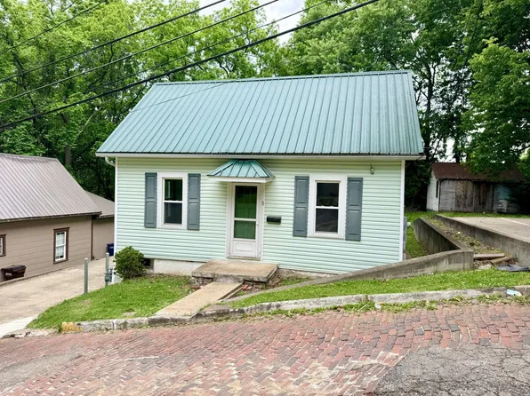 5 Smith St, Athens, OH 45701